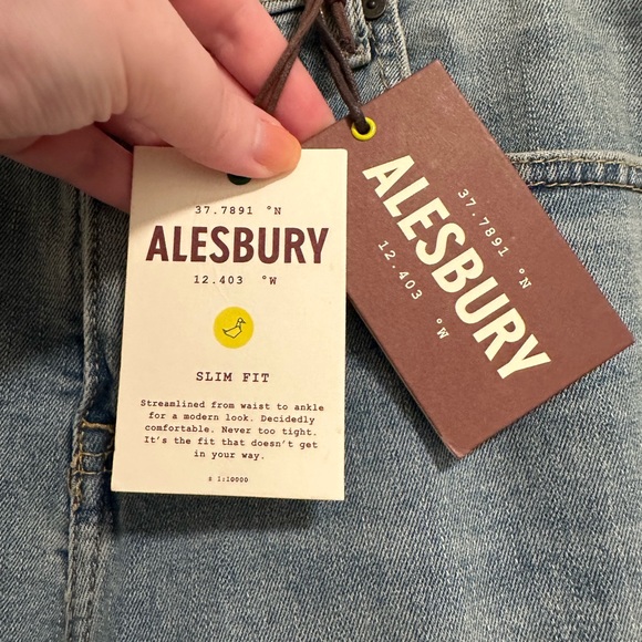 Alesbury Slim Jeans - Picture 5 of 5